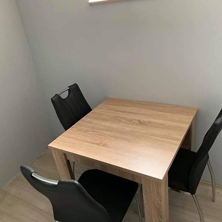 Beregi Apartman Tiszaújváros 外观 照片
