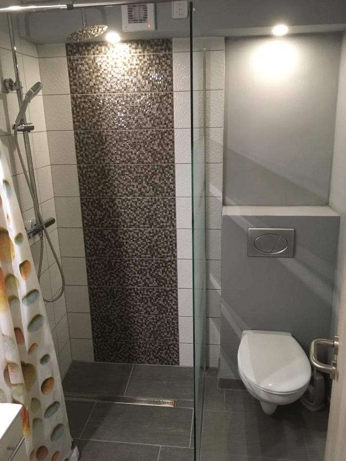 Beregi Apartman Tiszaújváros 外观 照片