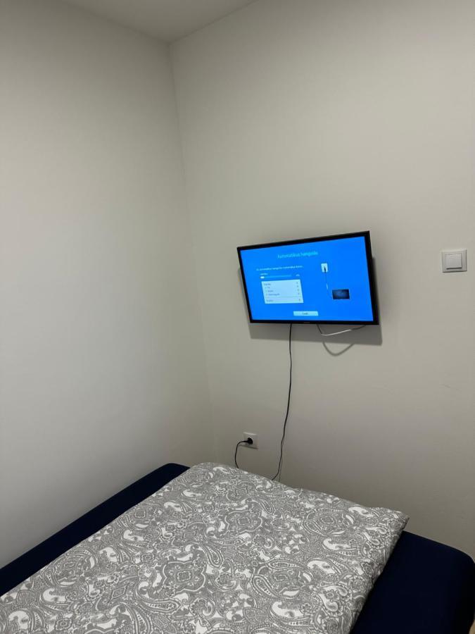 Beregi Apartman Tiszaújváros 外观 照片