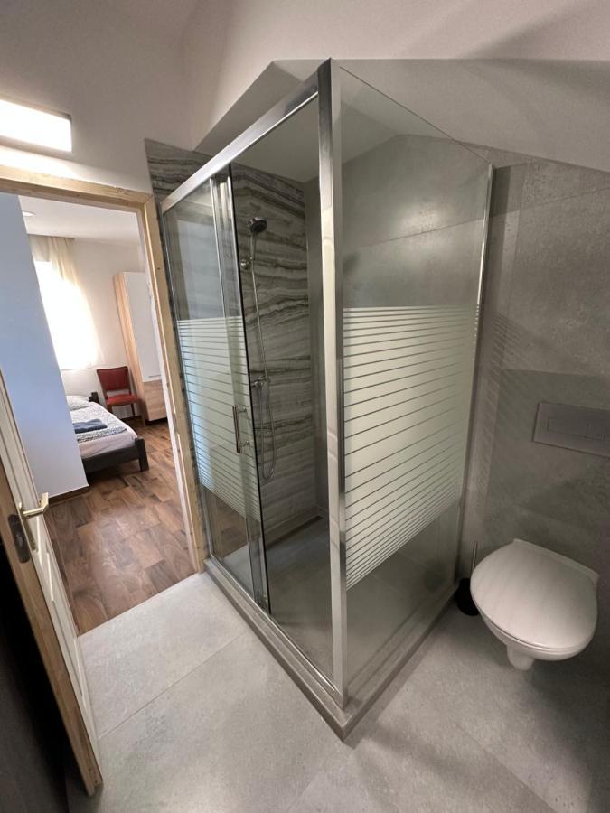 Beregi Apartman Tiszaújváros 外观 照片
