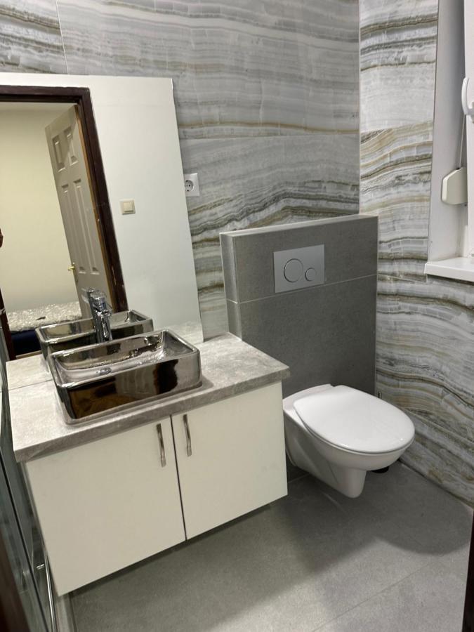 Beregi Apartman Tiszaújváros 外观 照片